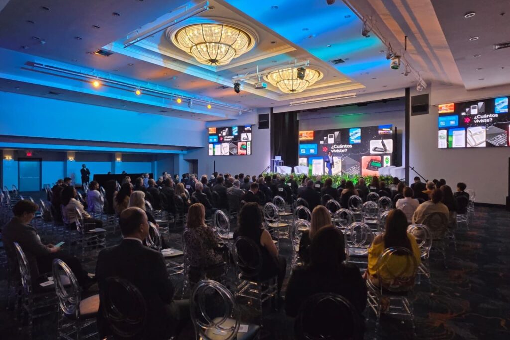 Alejandro Medina en acción