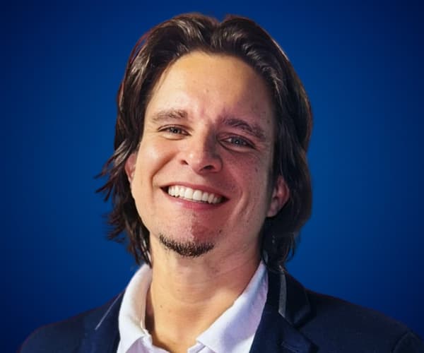 Alejandro Medina — Conferencista en United States